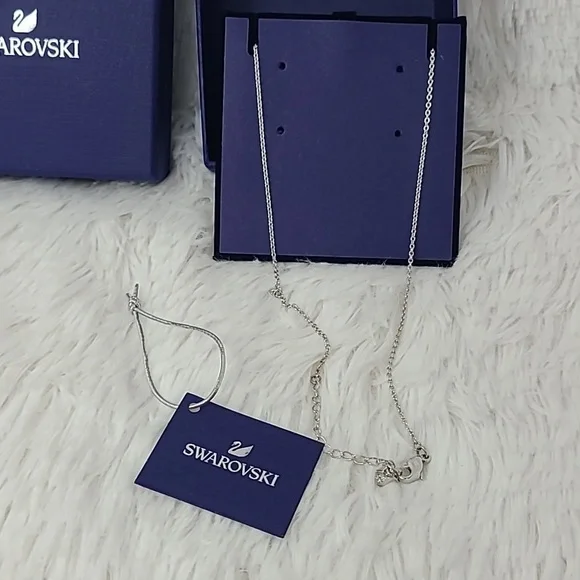 Swarovski Collar Lilia Mariposa Blanco Rhodium Plated 5636421 Necklace S CRY/RHS - Picture 8 of 10